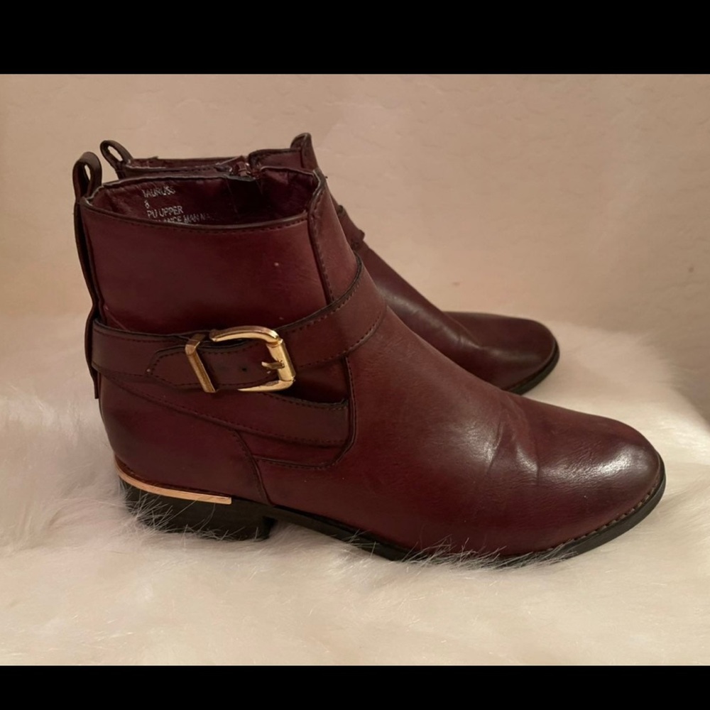 Steve Madden booties